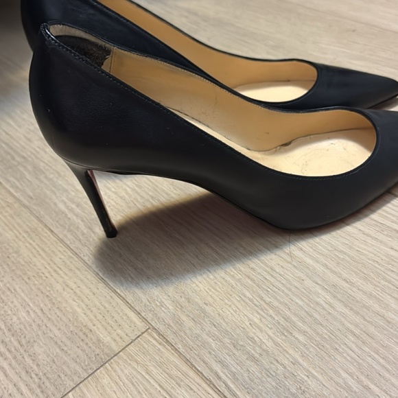 Christian louboutins heels - Picture 4 of 4